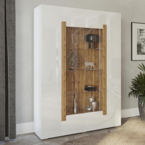 шкафы-витрины