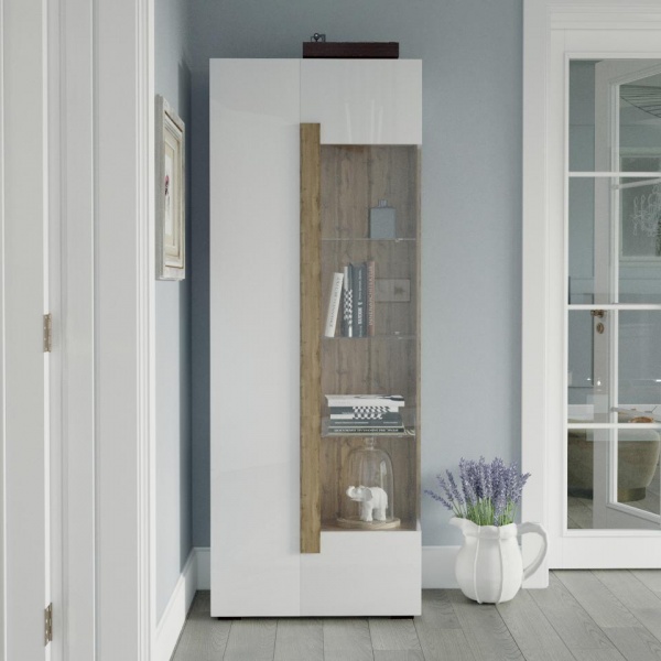 шкафы-витрины