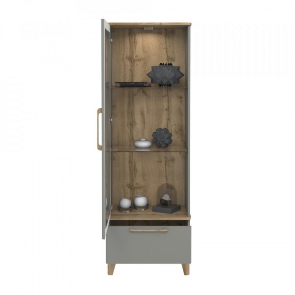 шкафы-витрины