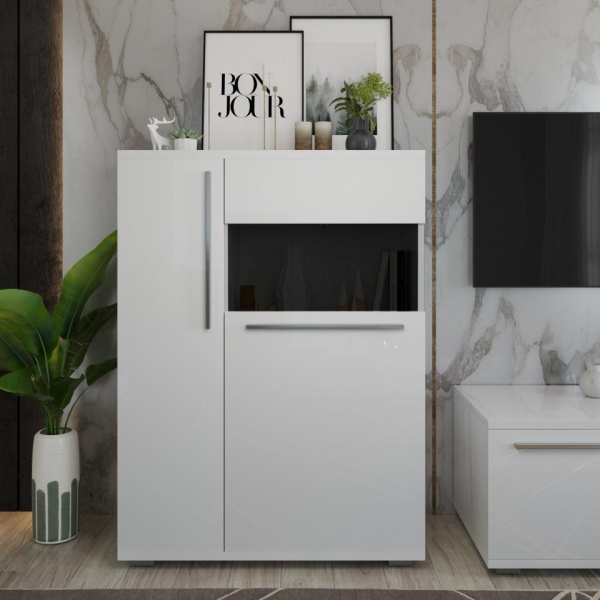 шкафы-витрины