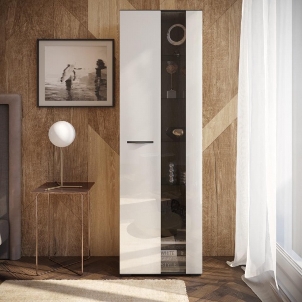 шкафы-витрины