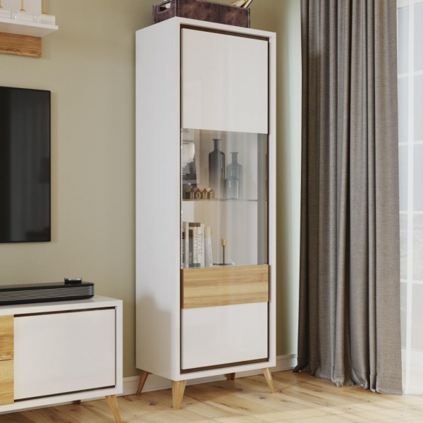 шкафы-витрины