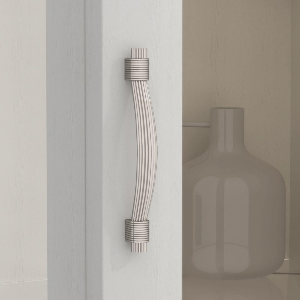 шкафы-витрины