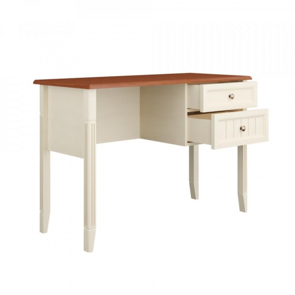 Туалетный стол