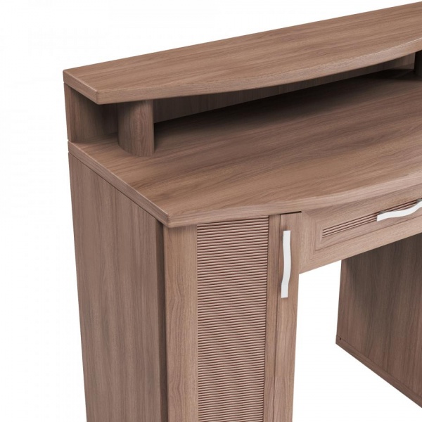 Туалетный стол