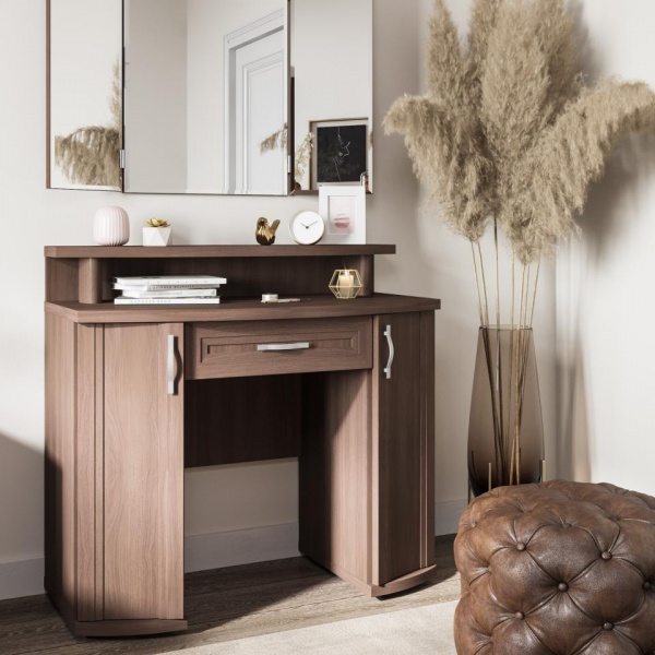 Туалетный стол