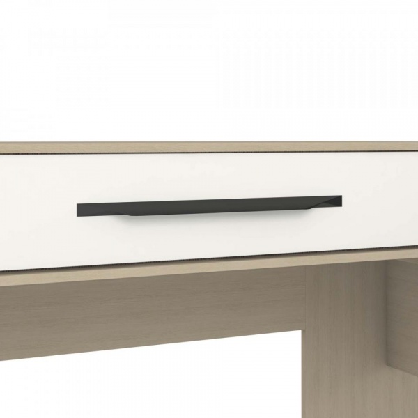 Туалетный стол