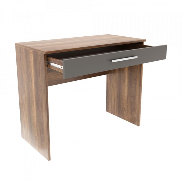 Туалетный стол