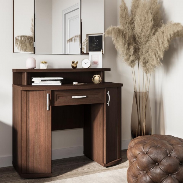 Туалетный стол