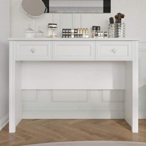 Туалетный стол