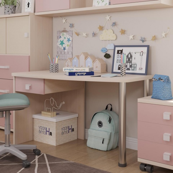 детский письменный стол
