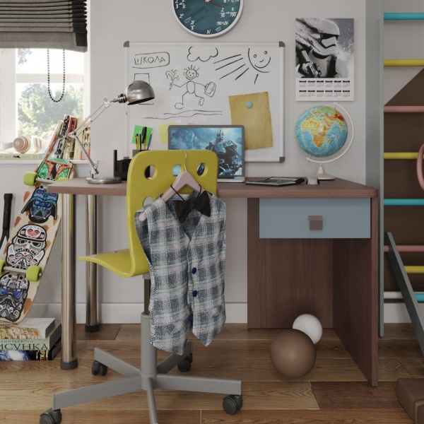 детский письменный стол