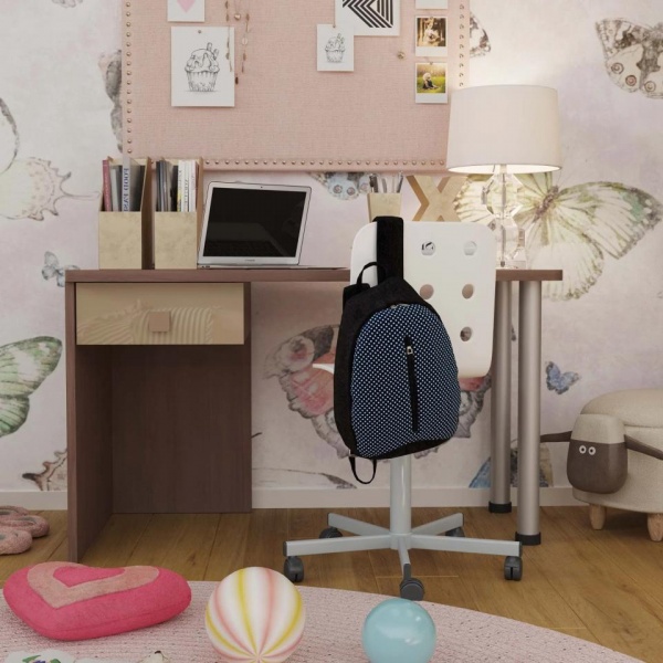 детский письменный стол