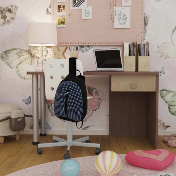 детский письменный стол