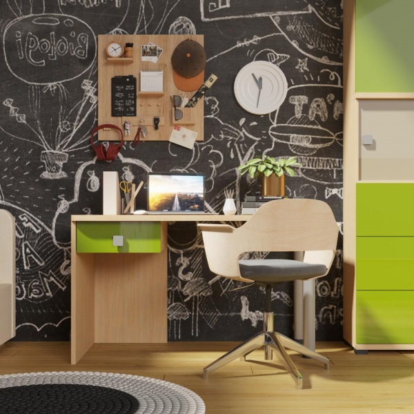 детский письменный стол