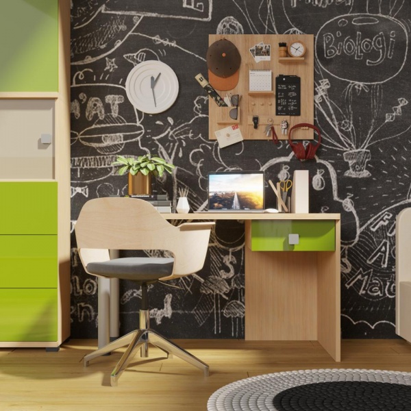 детский письменный стол