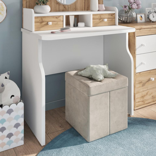 детский письменный стол