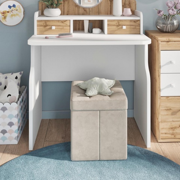 детский письменный стол