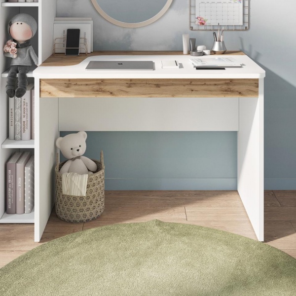 детский письменный стол