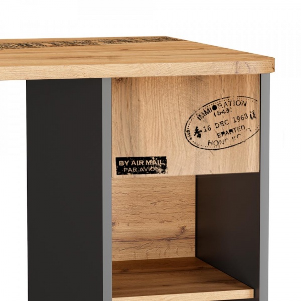 детский письменный стол