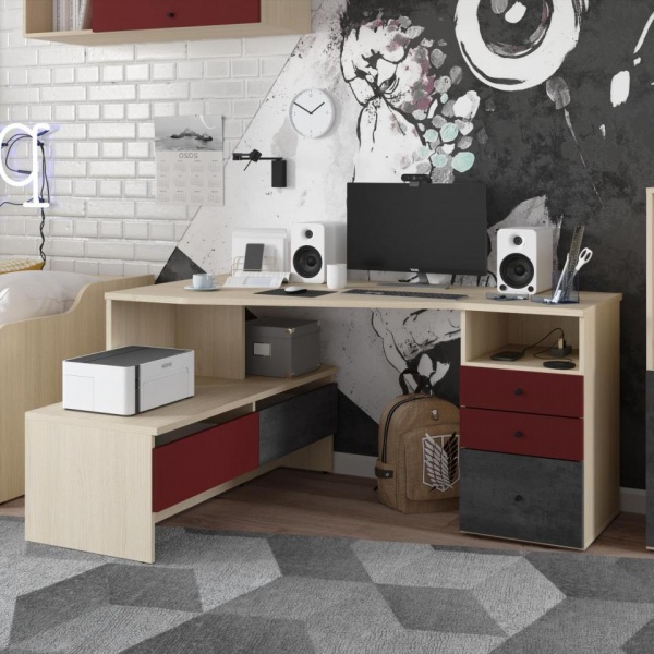 детский письменный стол