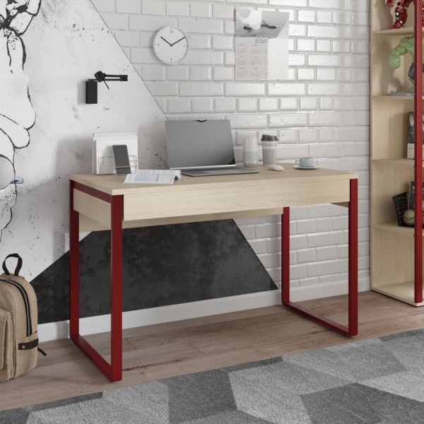 детский письменный стол