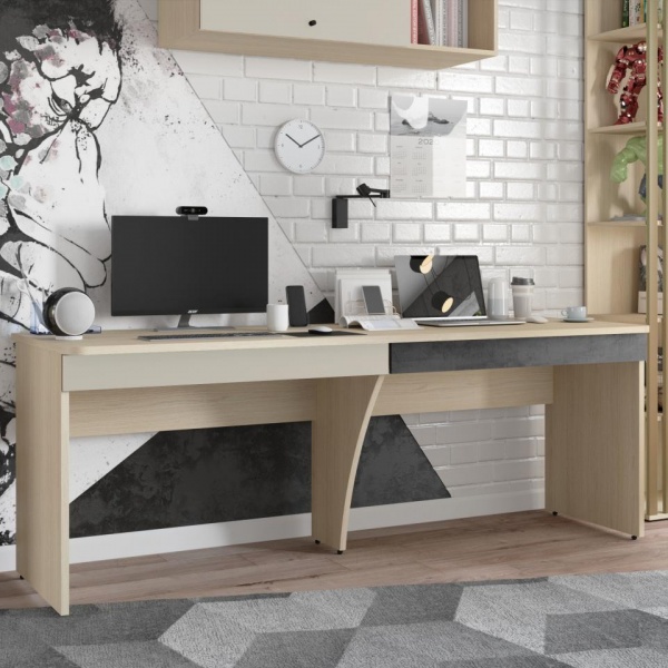 детский письменный стол