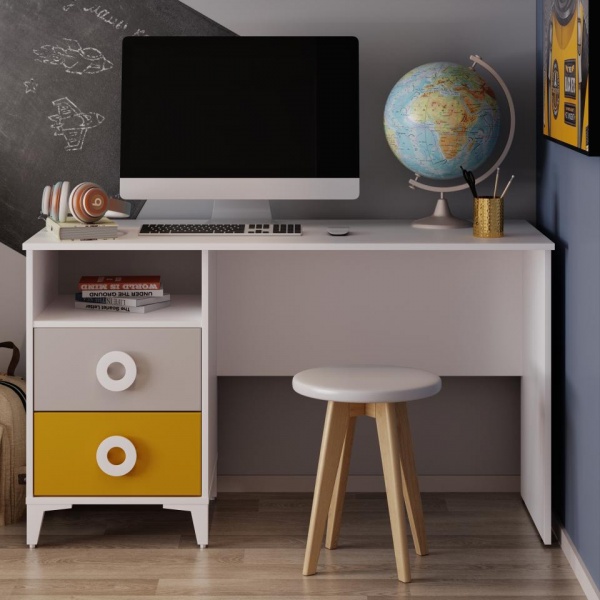 детский письменный стол