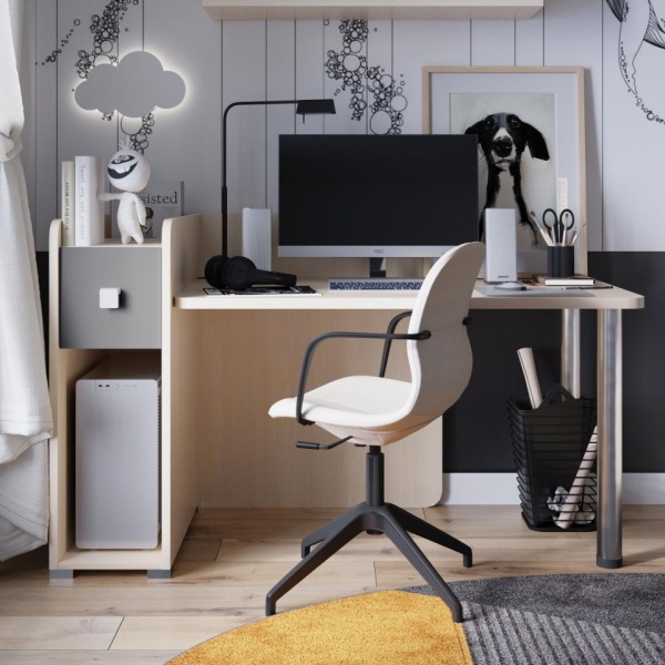 детский письменный стол