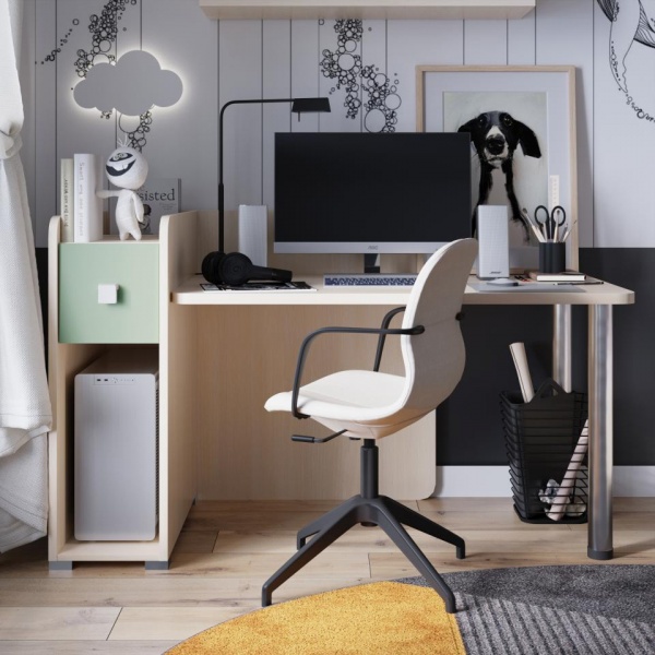 детский письменный стол