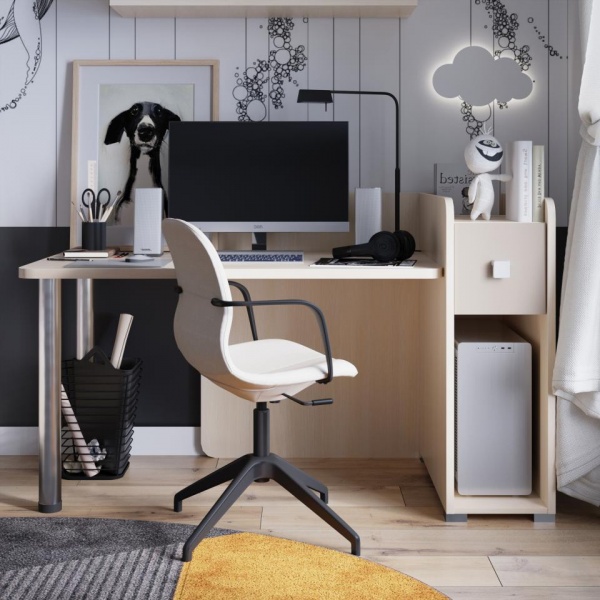 детский письменный стол