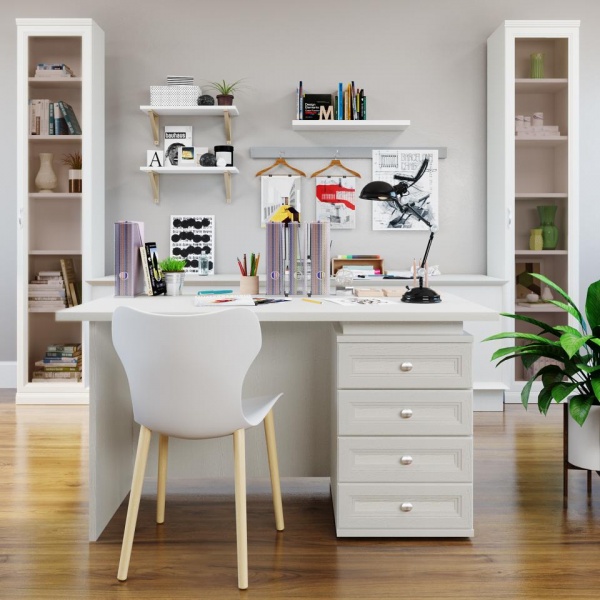 письменный стол в комнату