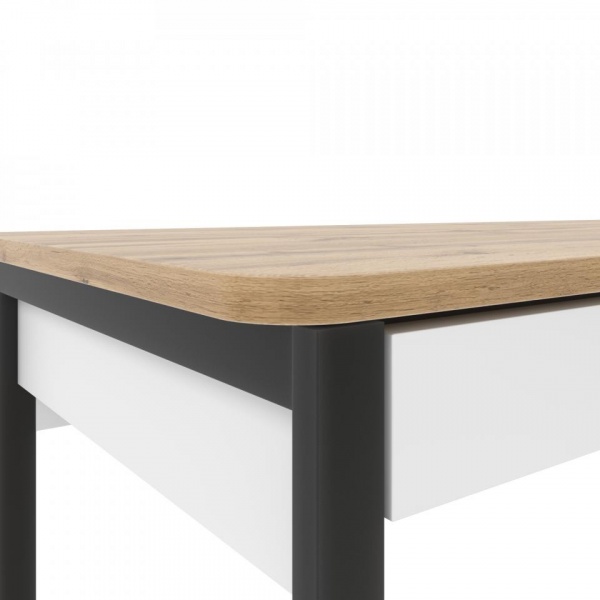 письменный стол в комнату