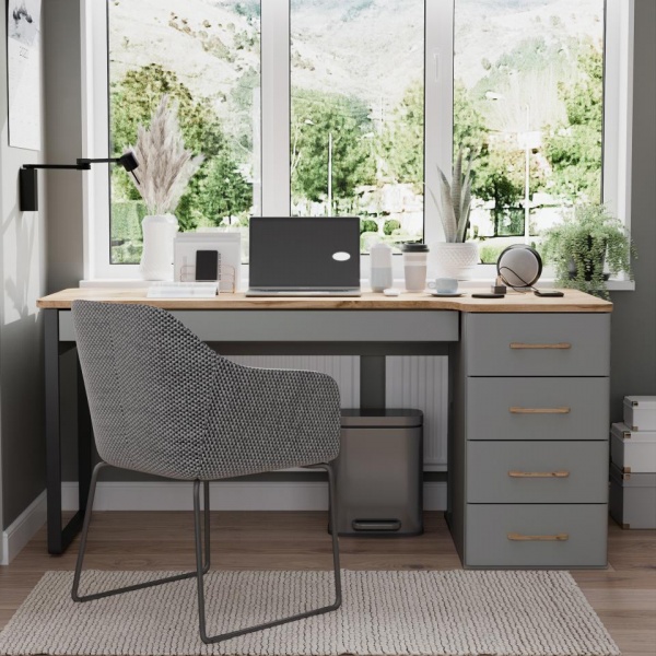 письменный стол в комнату