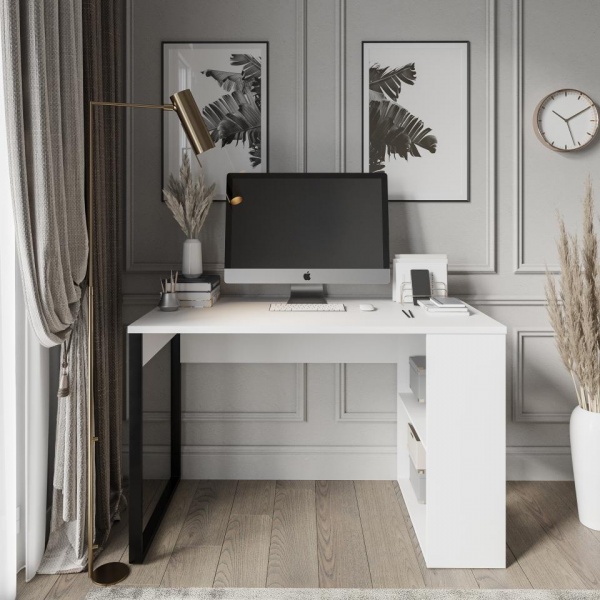 письменный стол в комнату