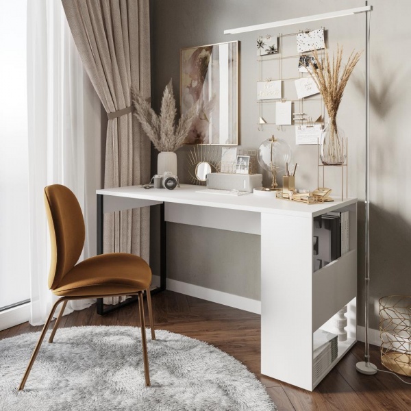 письменный стол в комнату