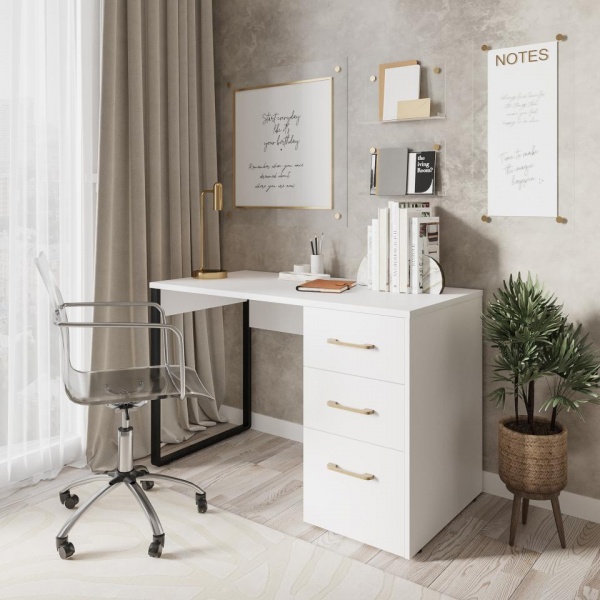 письменный стол в комнату