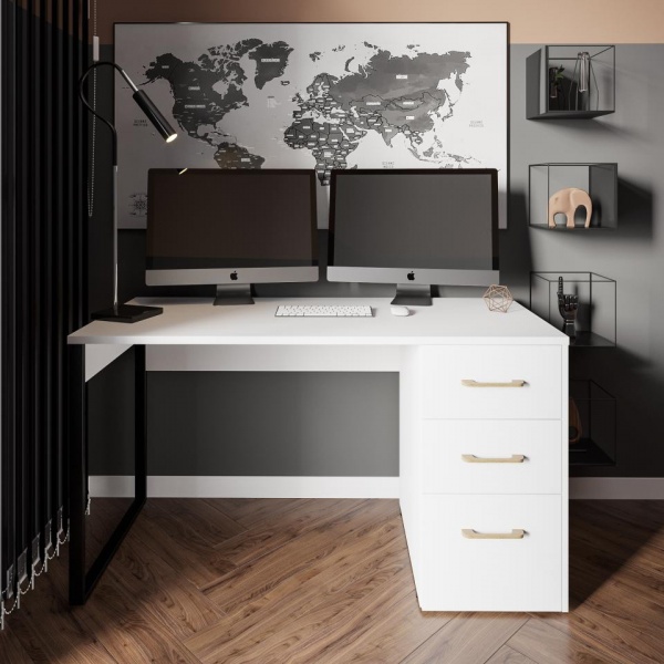 письменный стол в комнату