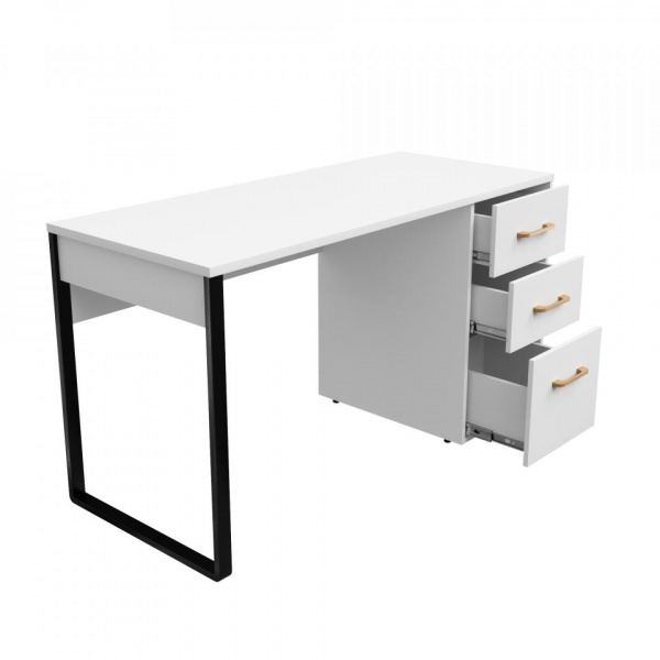 письменный стол в комнату