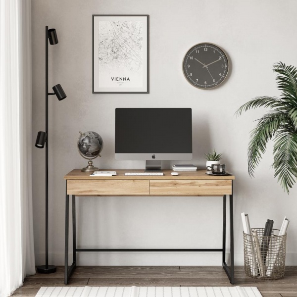 письменный стол в комнату