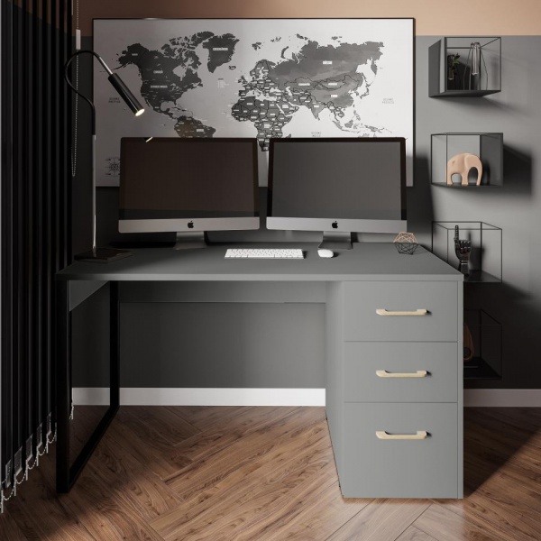 письменный стол в комнату