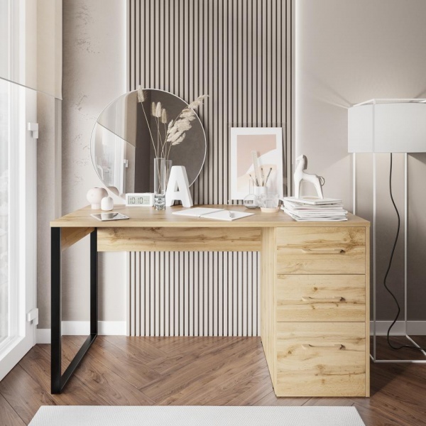 письменный стол в комнату