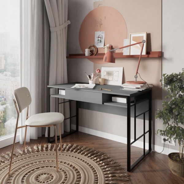 письменный стол в комнату