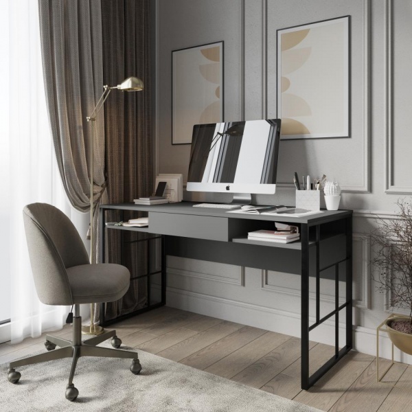 письменный стол в комнату