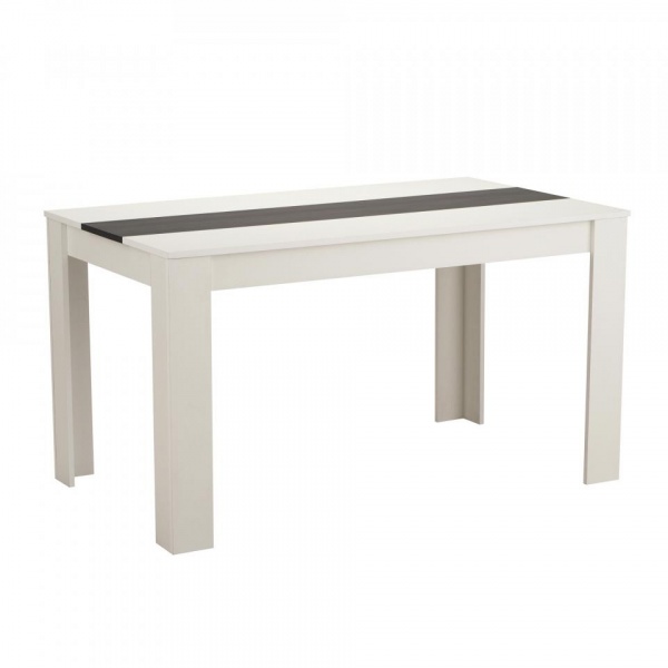 Обеденные столы