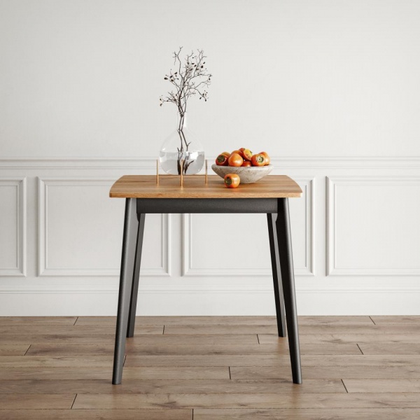 Обеденные столы