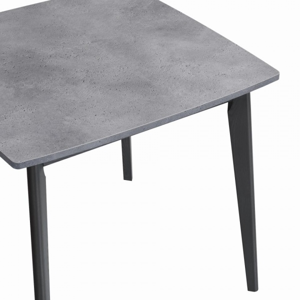 Обеденные столы