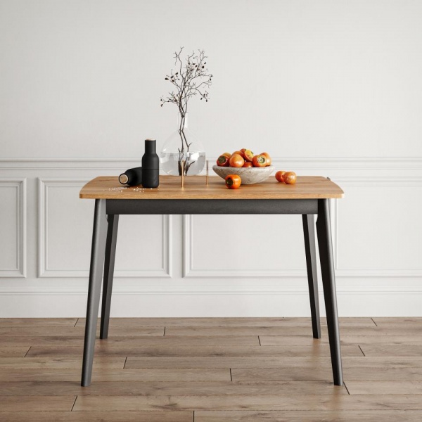 Обеденные столы