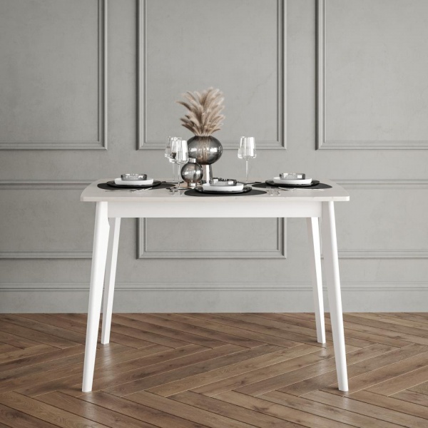 Обеденные столы