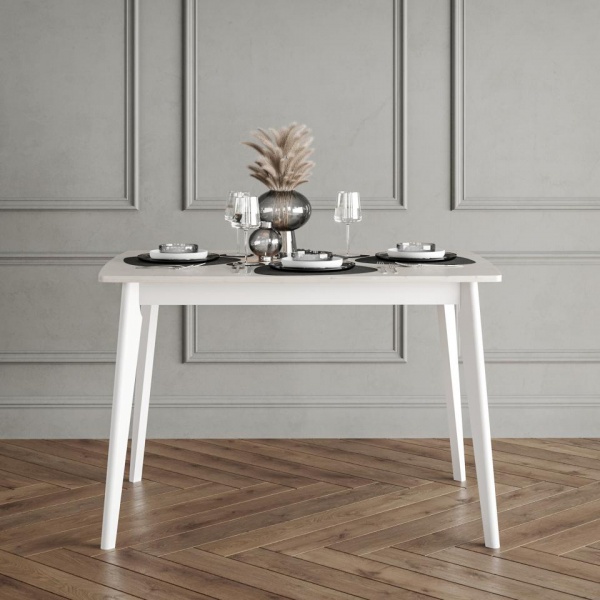 Обеденные столы